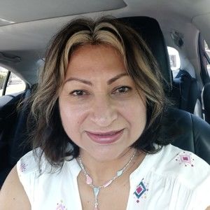 Meet your Posher, Yolanda